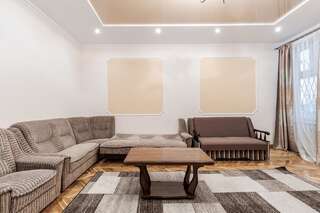 Апартаменты Akademika Hnatyuka Apartment Львов Апартаменты с 2 спальнями-15
