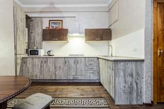 Апартаменты Akademika Hnatyuka Apartment Львов Апартаменты с 2 спальнями-18