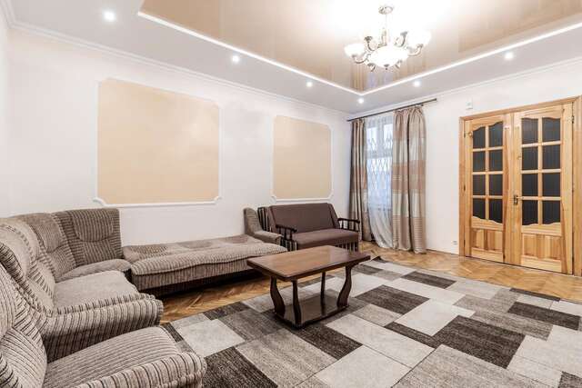 Апартаменты Akademika Hnatyuka Apartment Львов-13