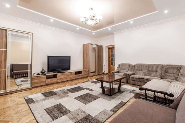 Апартаменты Akademika Hnatyuka Apartment Львов-15