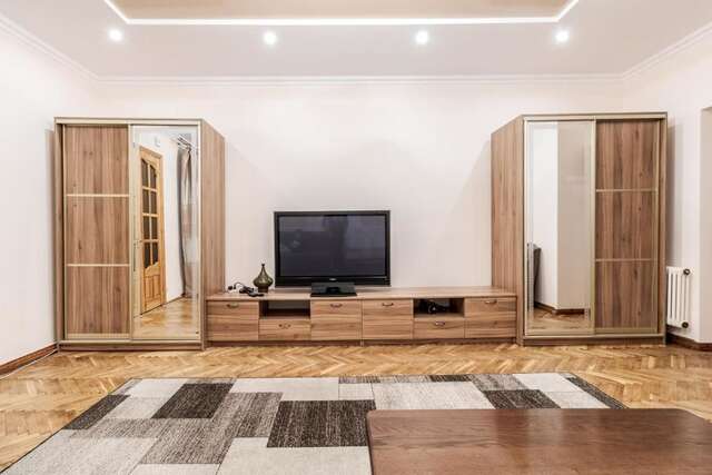 Апартаменты Akademika Hnatyuka Apartment Львов-57